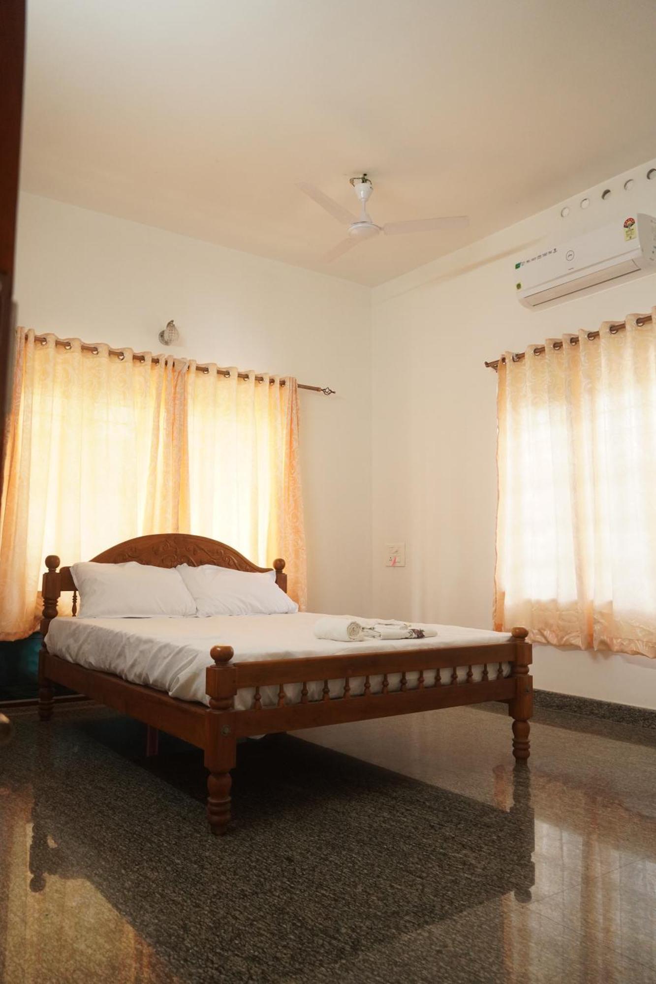 Joby Homestay Kadamakudy Kochi Buitenkant foto